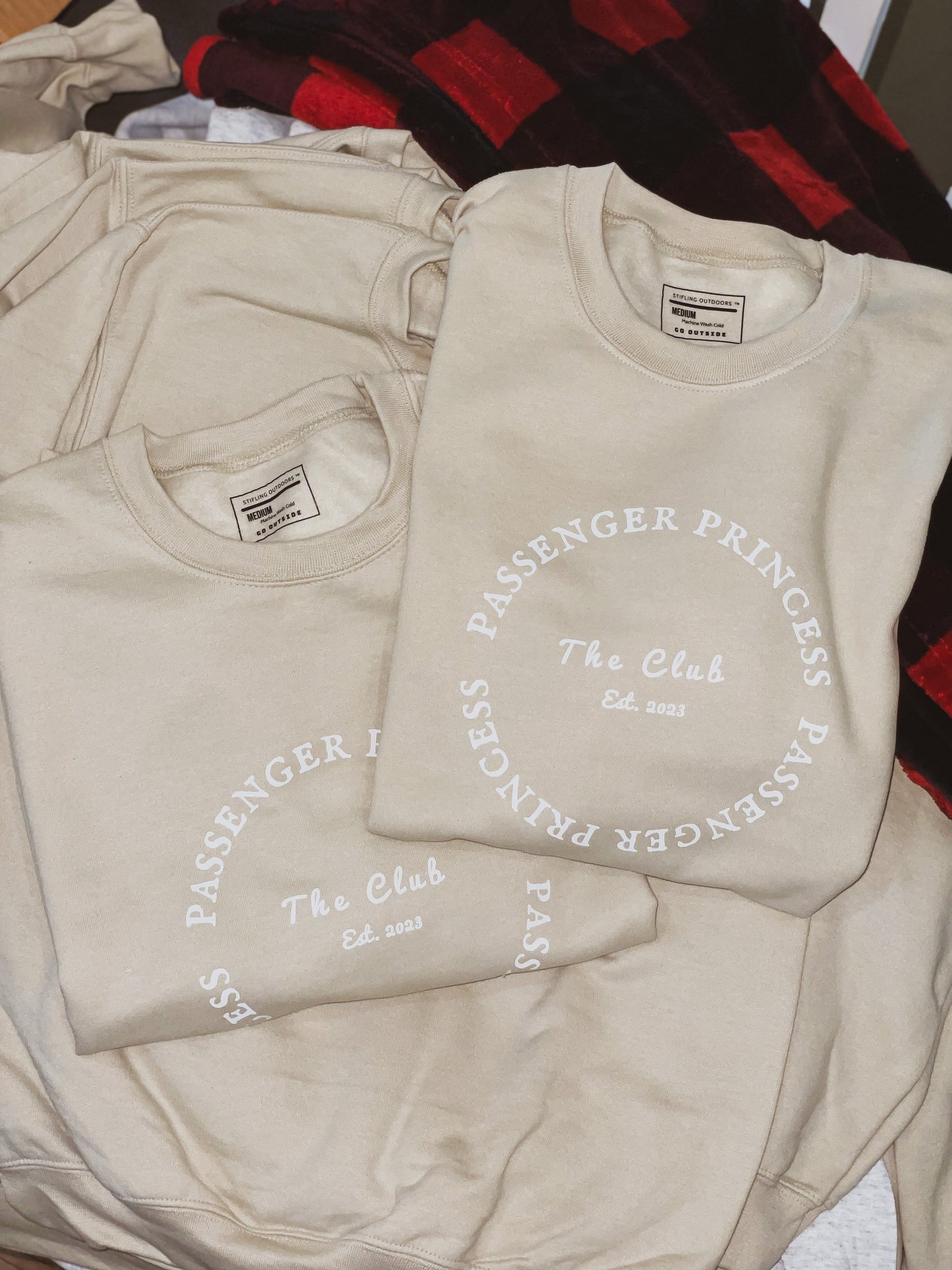 Passenger Princess Womens Pullover